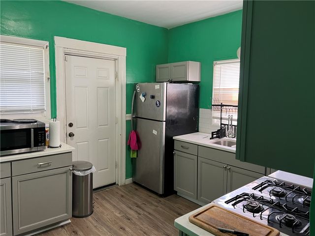 80 Post Avenue, Rochester, NY 14619