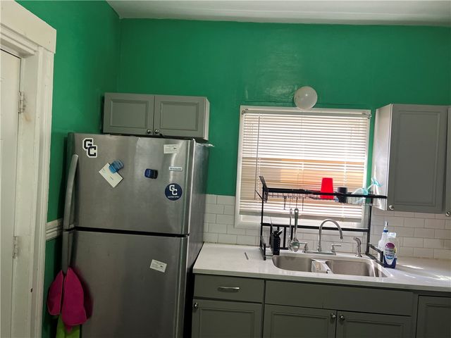 80 Post Avenue, Rochester, NY 14619