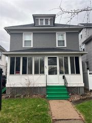 80 Post Avenue, Rochester, NY 14619