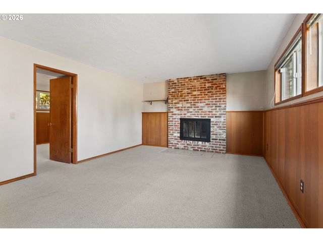13529 Se TAYLOR Ct, Portland, OR 97233