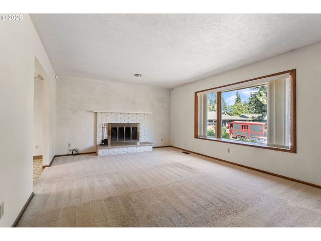 13529 Se TAYLOR Ct, Portland, OR 97233