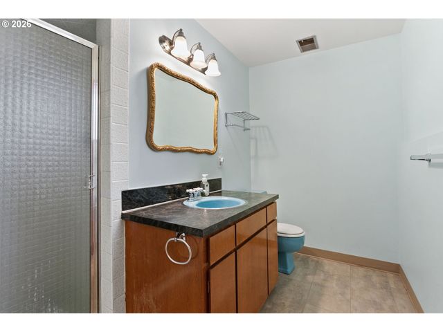 13529 Se TAYLOR Ct, Portland, OR 97233