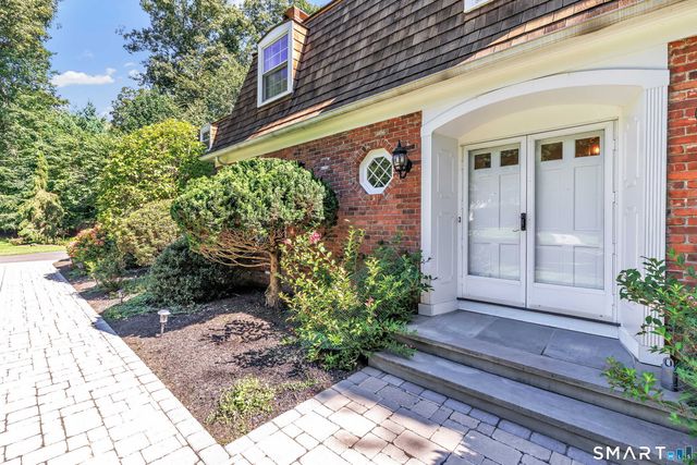 16 Alpine Road, Trumbull, CT 06611