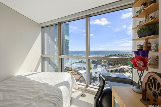 1177 Queen Street 3205, Honolulu, HI 96814