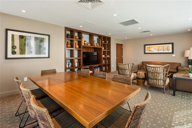 1177 Queen Street 3205, Honolulu, HI 96814