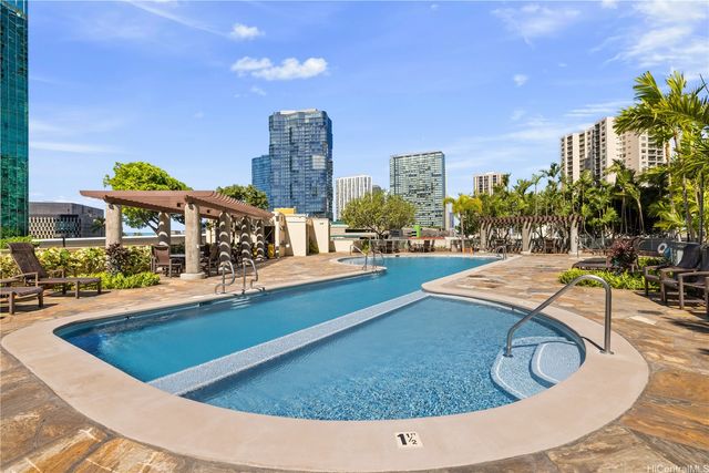 1177 Queen Street 3205, Honolulu, HI 96814