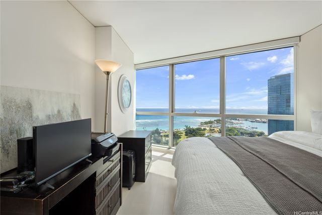 1177 Queen Street 3205, Honolulu, HI 96814