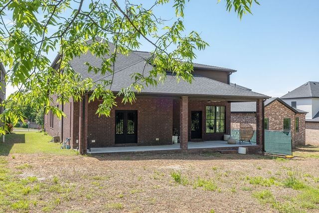 2504 N Crossover Road, Fayetteville, AR 72703
