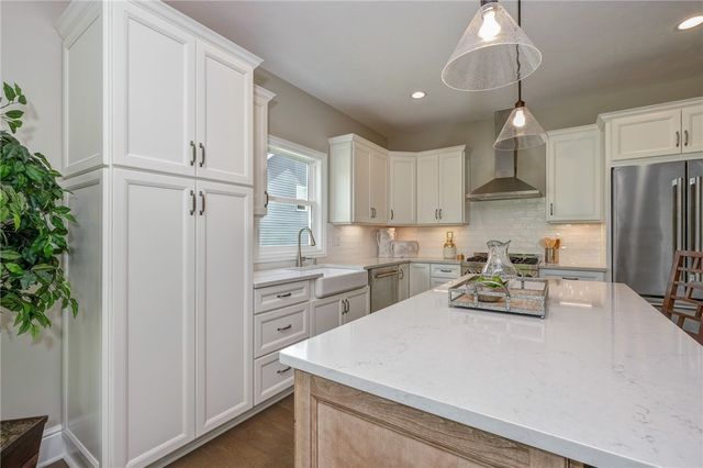 138 Summer Lane, Mcdonald, PA 15057