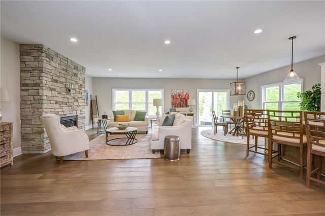 138 Summer Lane, Mcdonald, PA 15057