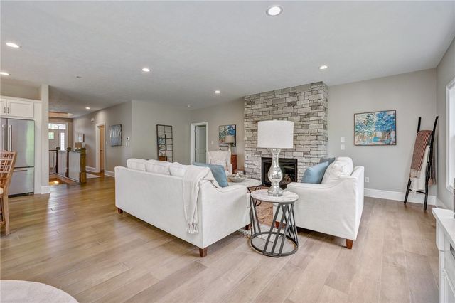 138 Summer Lane, Mcdonald, PA 15057