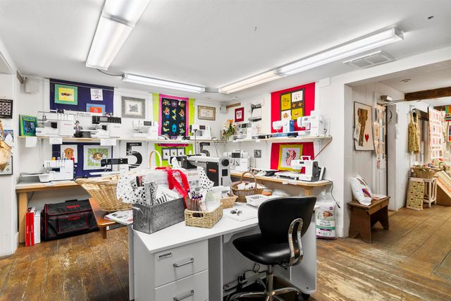 6795 VT Route 100, Londonderry, VT 05148