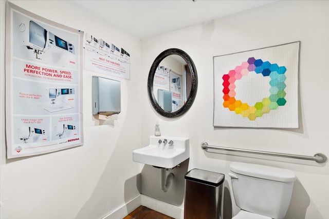 6795 VT Route 100, Londonderry, VT 05148