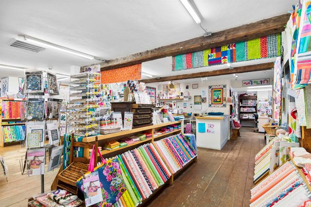 6795 VT Route 100, Londonderry, VT 05148