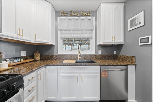 655 Robert Ave, Chula Vista, CA 91910