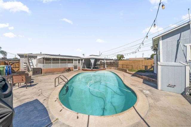 655 Robert Ave, Chula Vista, CA 91910