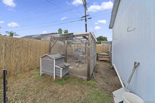 655 Robert Ave, Chula Vista, CA 91910