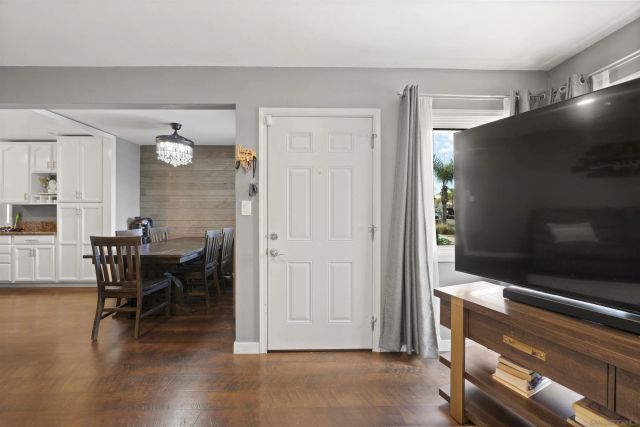 655 Robert Ave, Chula Vista, CA 91910