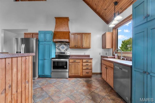 25097 State Highway 25, Bloomfield, MO 63825