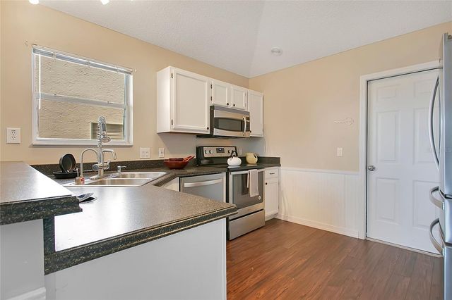 528 SEVILLA PLACE, Lady Lake, FL 32159