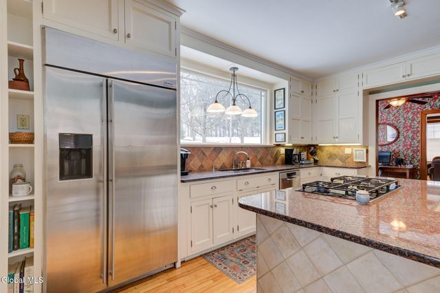 400 S Melcher Street, Johnstown, NY 12095