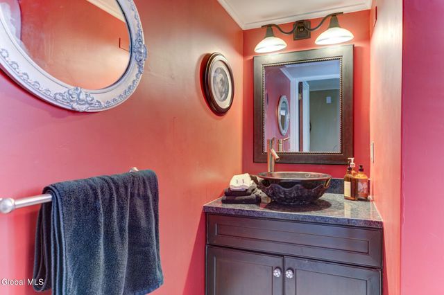 400 S Melcher Street, Johnstown, NY 12095