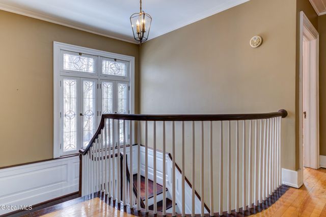 400 S Melcher Street, Johnstown, NY 12095