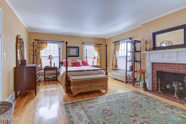 400 S Melcher Street, Johnstown, NY 12095