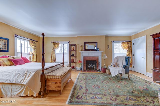 400 S Melcher Street, Johnstown, NY 12095