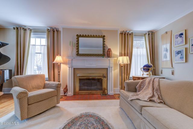 400 S Melcher Street, Johnstown, NY 12095