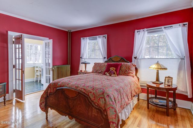 400 S Melcher Street, Johnstown, NY 12095