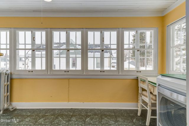 400 S Melcher Street, Johnstown, NY 12095