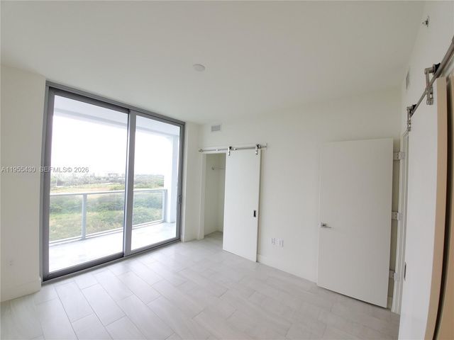 2000 Metropica Way 1401, Sunrise, FL 33323