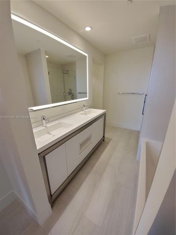 2000 Metropica Way 1401, Sunrise, FL 33323
