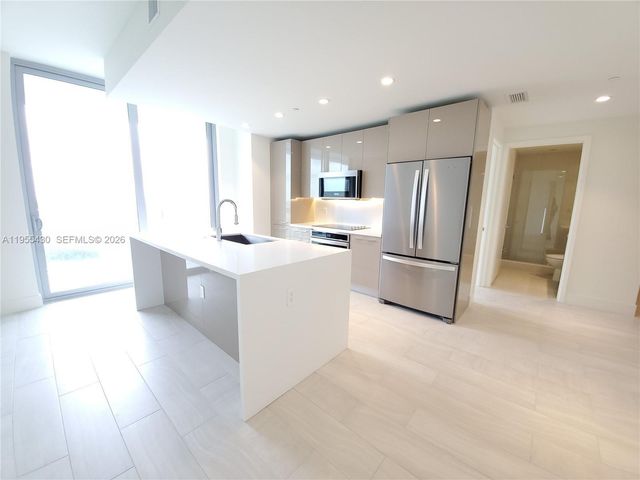 2000 Metropica Way 1401, Sunrise, FL 33323