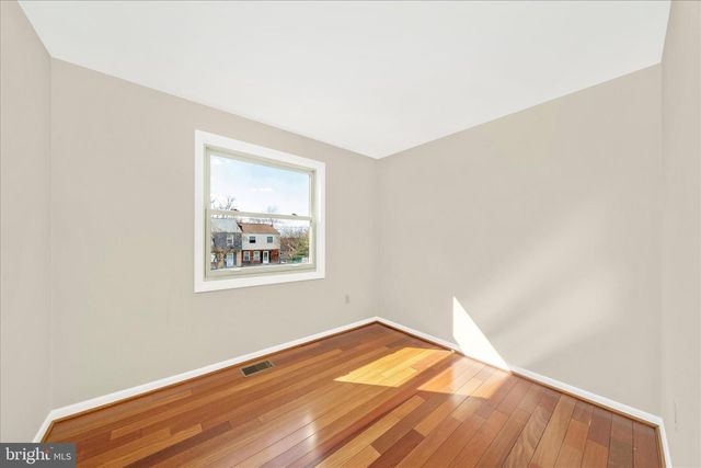 55 TIMBER ROCK RD, Gaithersburg, MD 20878