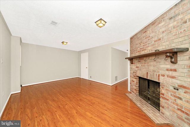 55 TIMBER ROCK RD, Gaithersburg, MD 20878