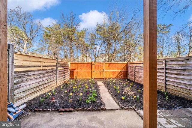 55 TIMBER ROCK RD, Gaithersburg, MD 20878