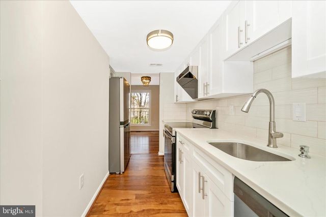 55 TIMBER ROCK RD, Gaithersburg, MD 20878