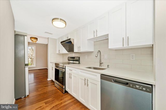 55 TIMBER ROCK RD, Gaithersburg, MD 20878