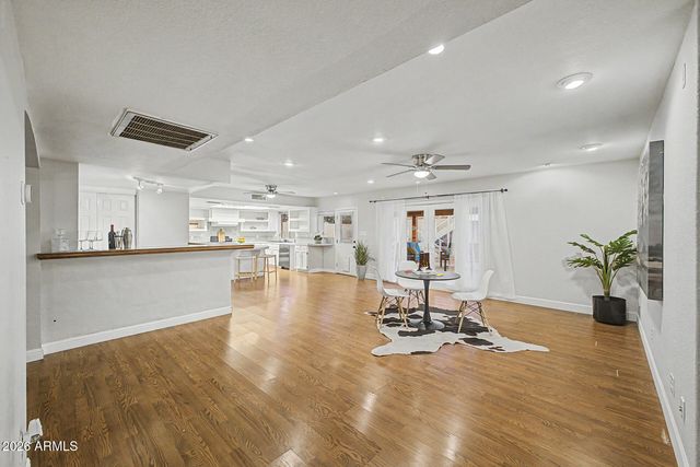 15046 N 20TH Street, Phoenix, AZ 85022