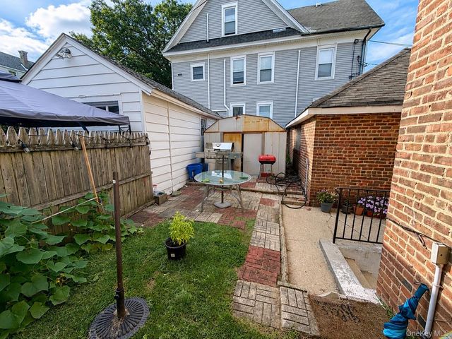 1 Davis Avenue, New Rochelle, NY 10805