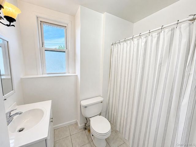 1 Davis Avenue, New Rochelle, NY 10805