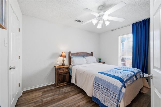 2117 Pinwood Circle, Arlington, TX 76001