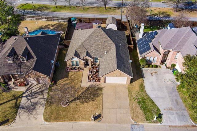 2117 Pinwood Circle, Arlington, TX 76001