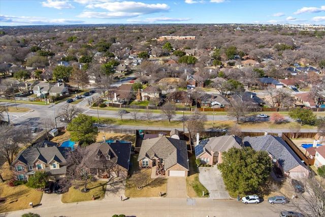2117 Pinwood Circle, Arlington, TX 76001