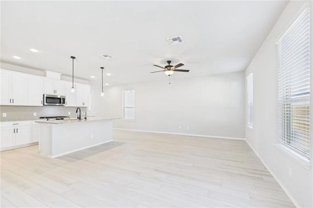 301 Greene Farm Trail, Cartersville, GA 30120