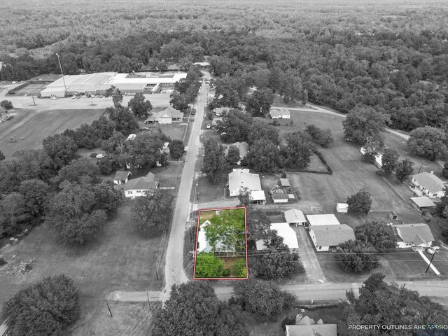 475 W DEPOT STREET, Avinger, TX 75630