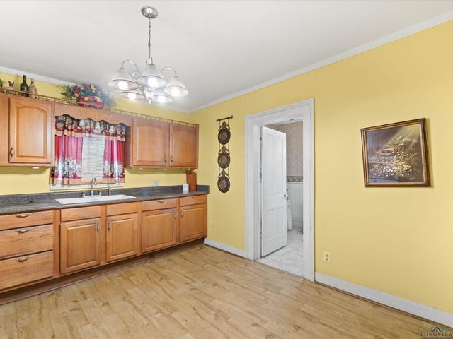 475 W DEPOT STREET, Avinger, TX 75630