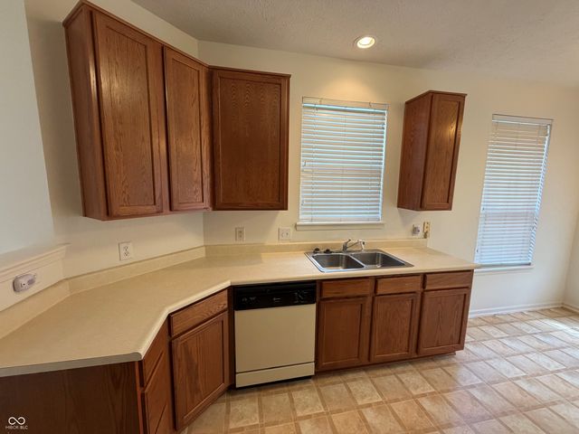 5506 Wilder Way, Indianapolis, IN 46216